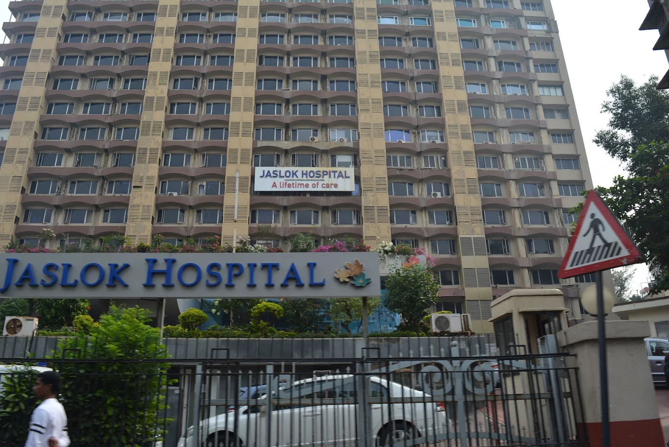 Jaslok Hospital & Research Centre