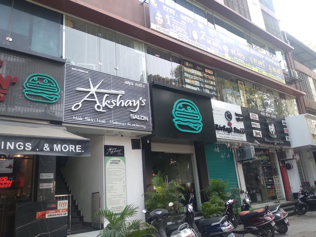 Akshay Salon